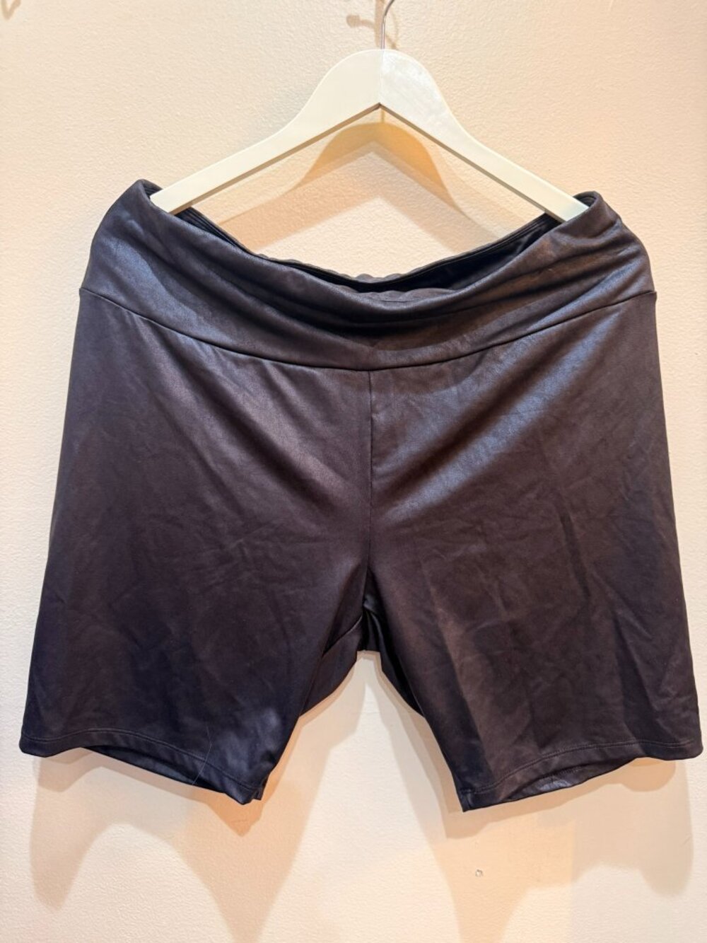 Ava and Viv Faux Leather Bike Shorts 1X